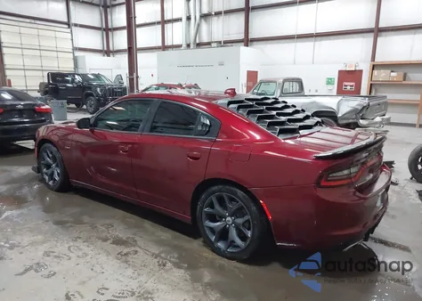 2017 Dodge Charger R/T Rwd z USA, uszkodzony, nr VIN 2C3CDXCTXHH557168